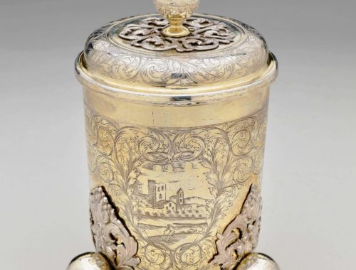 Beaker with cover, silver gilt 17th century